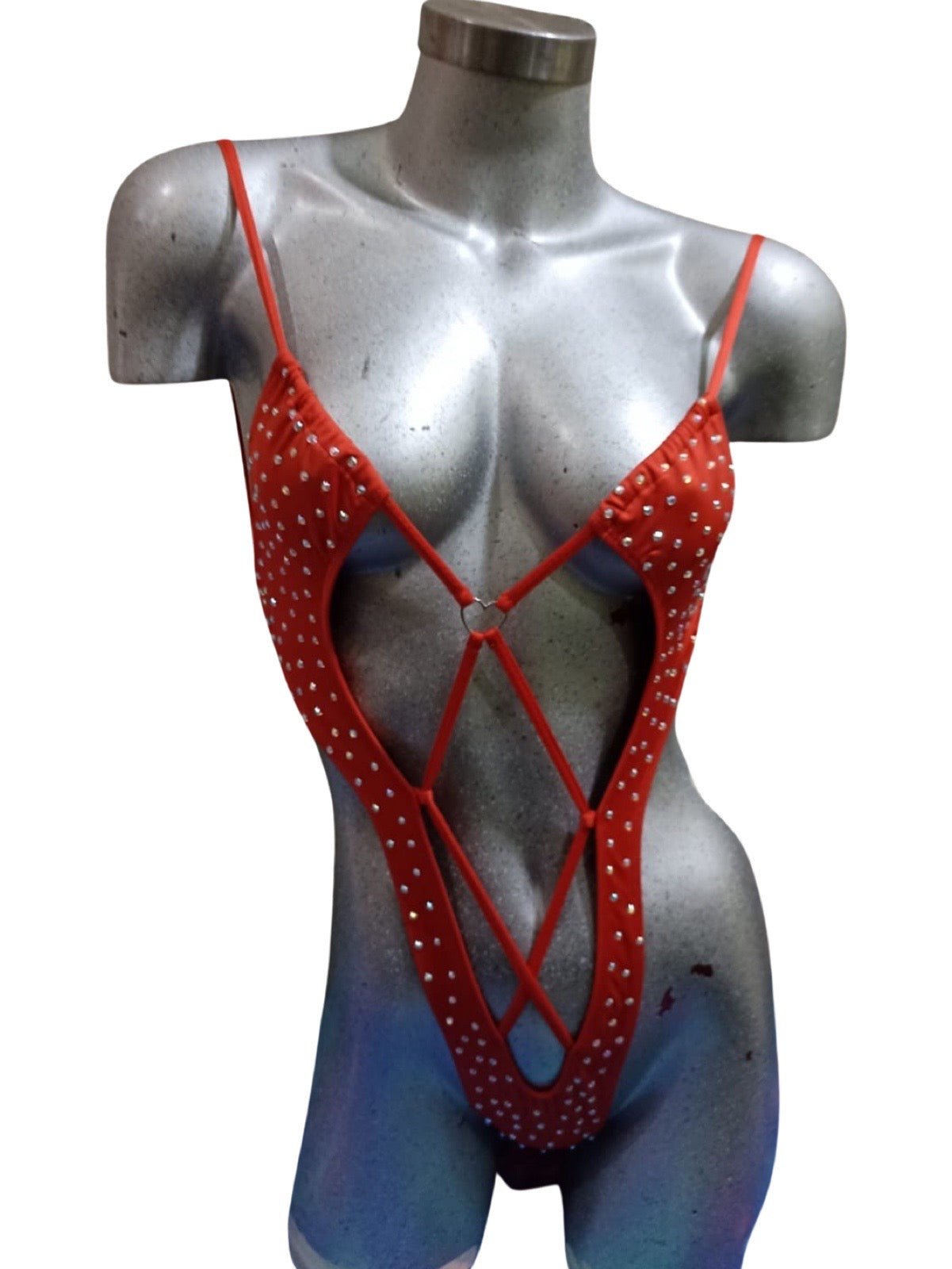 10A Body Aitana With Stones