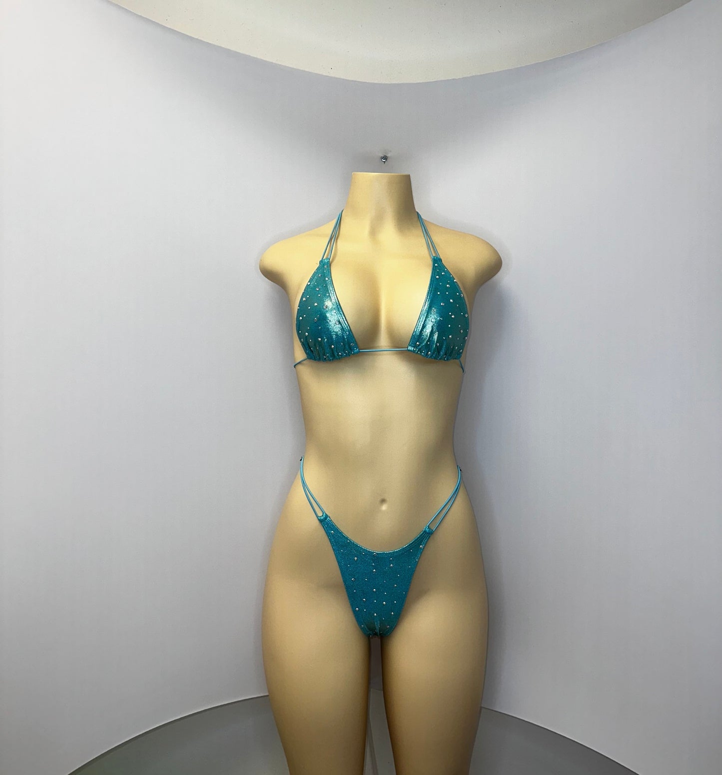 10B Set Susi – Rhinestone Micro Bikini – Exotic Dancer Stagewear for Women – Stage & Clubwear Outfit King Thong