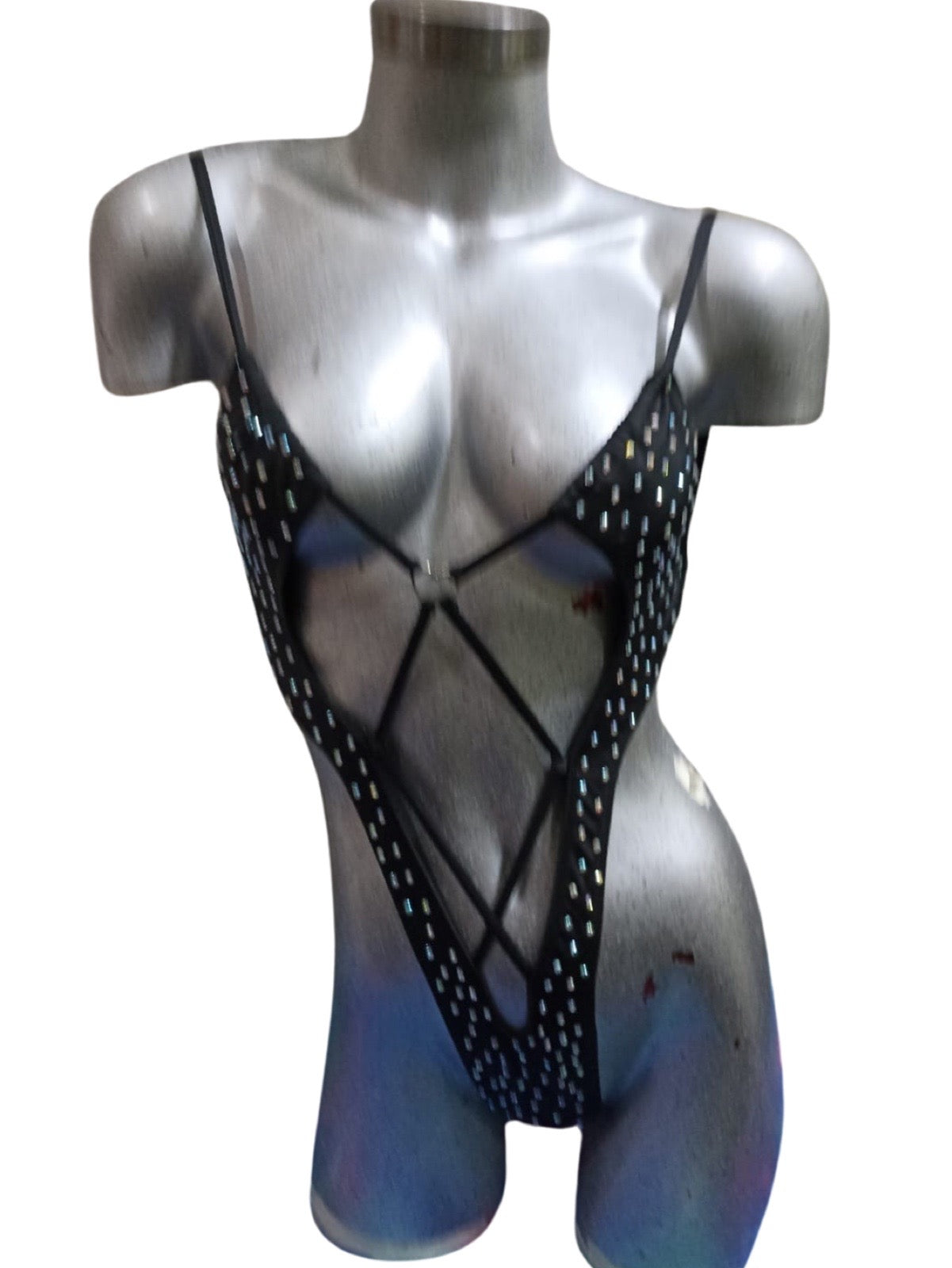 10A Body Aitana With Stones