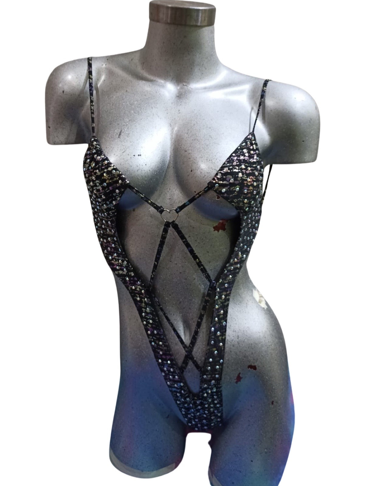 10A Body Aitana With Stones