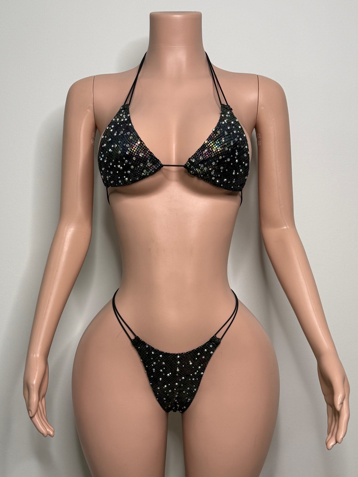 10B Set Susi – Rhinestone Micro Bikini – Exotic Dancer Stagewear for Women – Stage & Clubwear Outfit King Thong