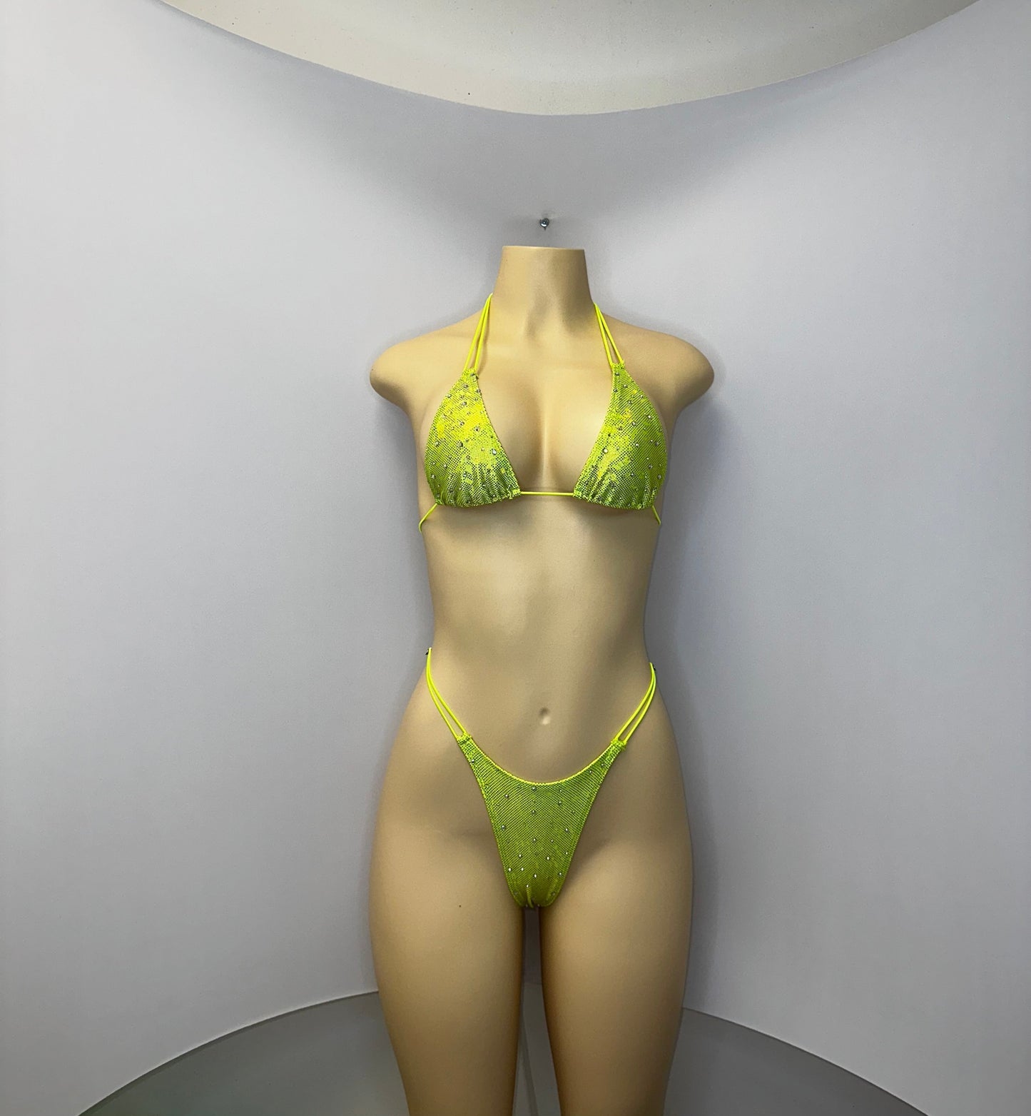 10B Set Susi – Rhinestone Micro Bikini – Exotic Dancer Stagewear for Women – Stage & Clubwear Outfit King Thong