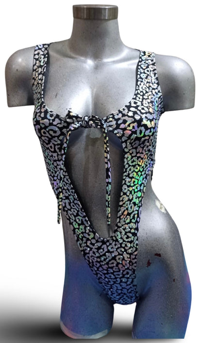 10A Body Andrea With Stones