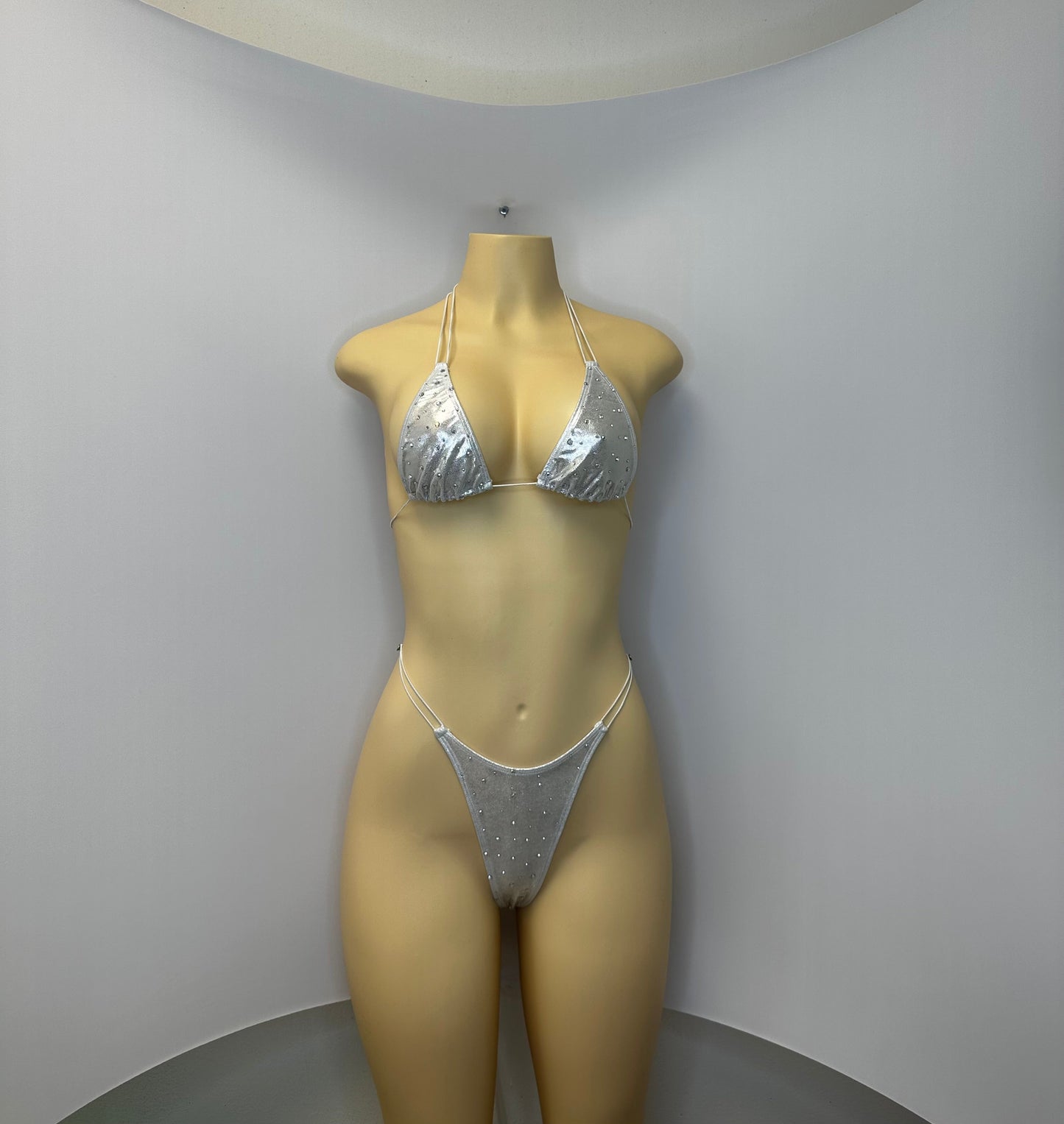 10B Set Susi – Rhinestone Micro Bikini – Exotic Dancer Stagewear for Women – Stage & Clubwear Outfit King Thong