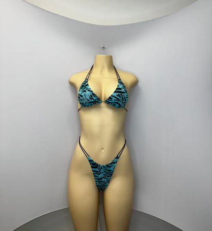 10B Set Susi – Rhinestone Micro Bikini – Exotic Dancer Stagewear for Women – Stage & Clubwear Outfit King Thong