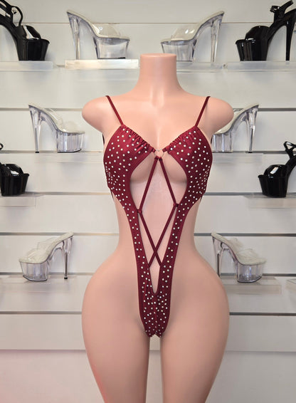 10A Body Aitana With Stones
